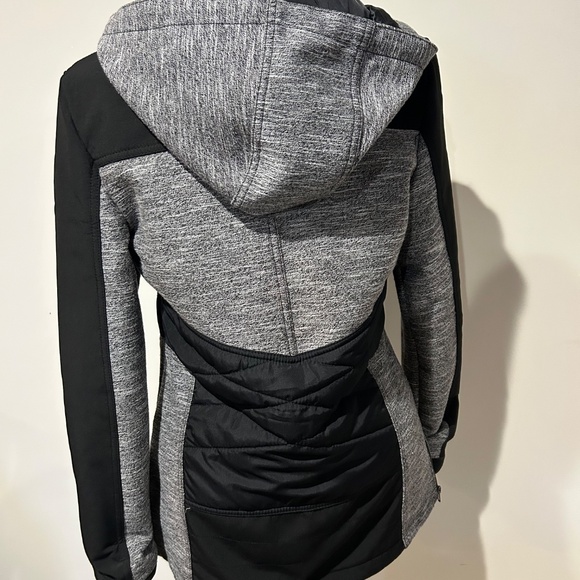 Oxygen Spring/Fall Coat - Picture 2 of 3